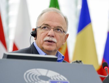 Δ.Παπαδημούλης: «Οι διακριτοί ρόλοι θέλουν διάλογο, όχι κραυγές»